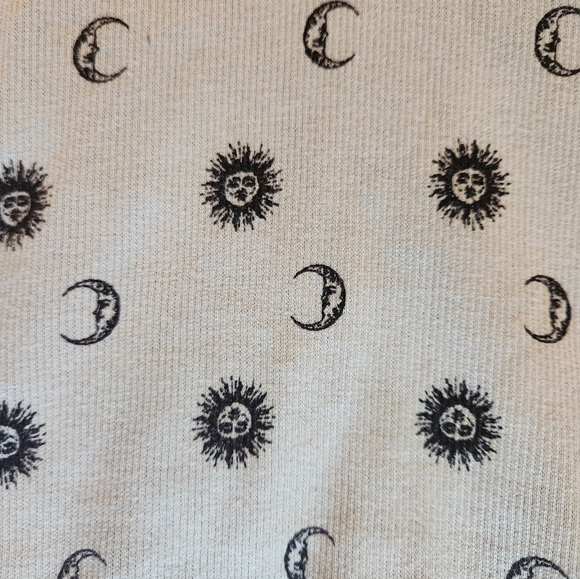 Forever 21 Womens Shirt - Picture 2 of 3